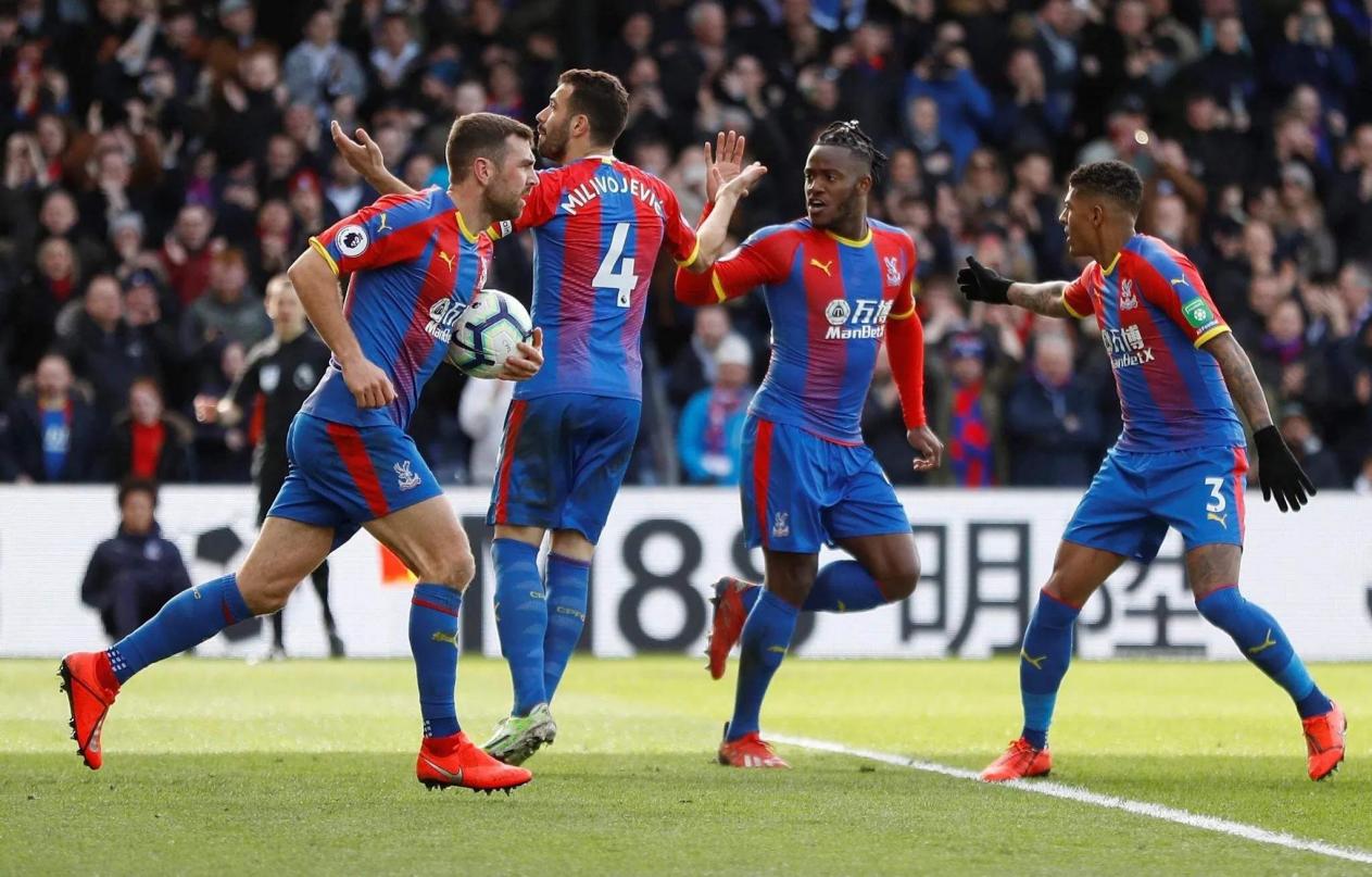 阿莱格里31场米兰和都灵德比取胜19场，仅输5场（阿莱格里31次出战米兰与都灵德比，19胜仅5负）