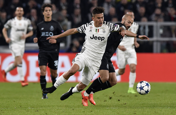 亚精英赛半场：陈威屡献神扑力保城池，海港0-0柔佛新山（亚精英赛半场：陈威高接低挡稳住阵脚，海港0-0暂平柔佛新山）