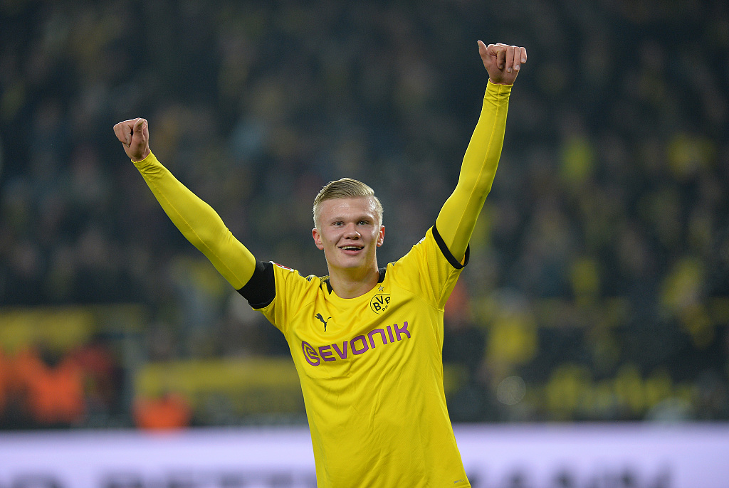 意外！C罗在最佳中东球员奖投票中仅排第2：3年0冠 第1不是本泽马（冷门！C罗中东最佳球员评选仅居第二：三年无冠，第一并非本泽马）